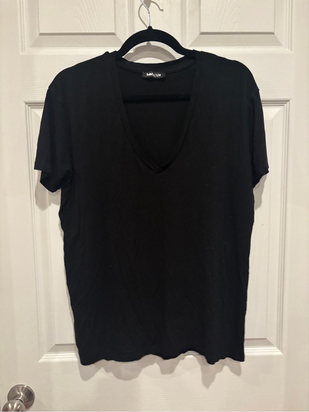Booty by Brabants Essential V-Neck Tee Black